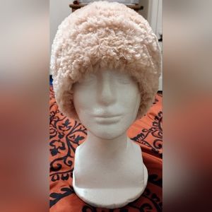 Ponytail beanie with matching fingerless gloves